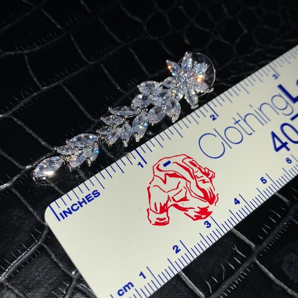 Bridal Cluster Drop Flowers Earrings - Picture 7 of 7